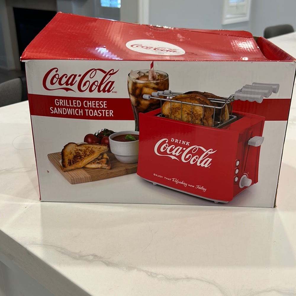 Coca-cola grilled cheese sandwich toaster (new)